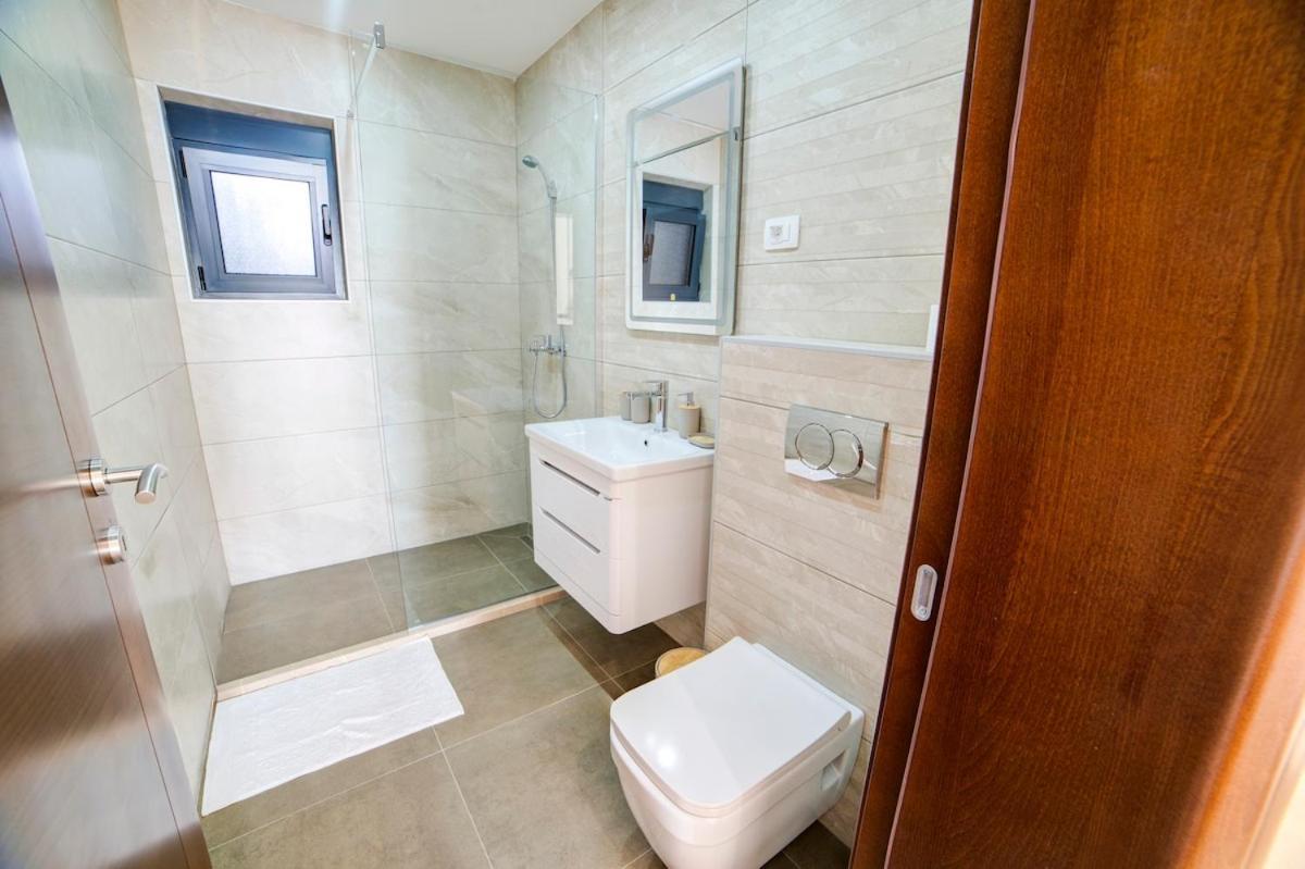 Villa Jelena With Private Pool - Lapcici Budva Exterior photo